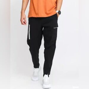 Nike Sportswear Style Essentials Unlined Cargo Mens Active Pants - Black